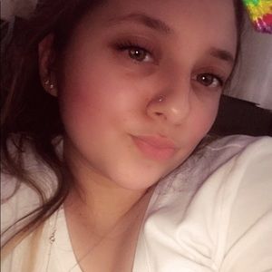 Meet your Posher, Mariana